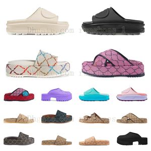 2024 New Vogue Sandals de borracha Sandals de borracha Saltos de salto Slides famosius Classic Home Outdoor Sapateiro de sapatos de praia Tela