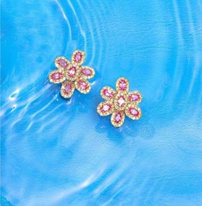 Orecchini per borchie rosse zirconia cubica rossa Bloom CZ Flower Earrings for Women di alta qualità Bling Big3843286