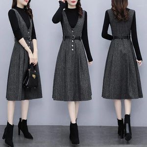 Casual Dresses Sundress Suspender Strap Woolen Stripped Professional Dress with Belt For Women Office Elegant Fall Winter A Line Two Piece