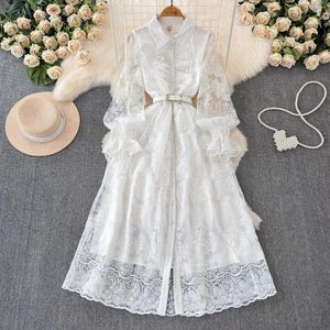 Casual Dresses 2024 Spring Summer Vintage Pearl Single Breasted Mesh Lace Brodery Long Dress Women Lapel Ruffles Flare Sleeve Belt