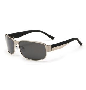 Novos óculos de sol polarizados homens clássicos de liga de sol com lentes polarizadas TAC Drivando óculos de sol ao ar livre UV400 Protection4347765