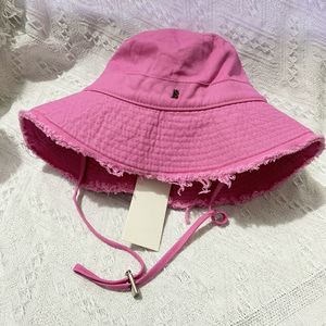 Klassisk hattdesigner kvinna Le Bob Frayed Cap Bucket Hat Fore Fashionabla Windproof flera färger Cap Casquette Adumbral Ornament MZ02 B4