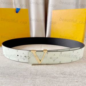 10A Mirror Quality Designer Belts Classic Designer Belt for Women rostfritt stål Spänne Real Leather Mens Belt Retro Womens Belt 40mm Reversible Belt K625CD