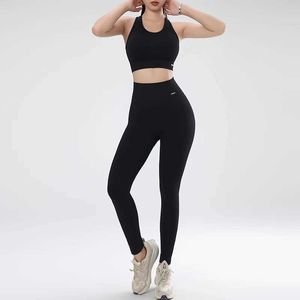 Women's Tracksuits Naqiyayabei 2023 Set Leggings And Tops Fitness Sports Suits Gym Clothing Bra Seamless Leggings Running Women Tops Pant Y240426