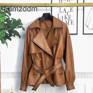 0C410M56 Europeias e americanas femininas que comutam roupas de couro Autumn Winter Sheepskin Jacket Belt Decoration