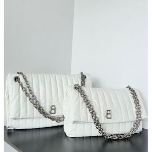 Designer Mode Frauen Luxus Unterarmtasche Crossbody Body Winter Kollektion Look 18 und Look 19 Monaco Quilt Serie Luxus Lady Chaint Bag