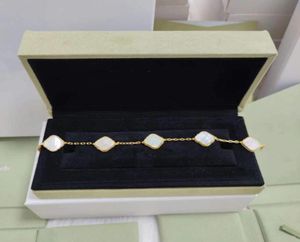 Estilo clássico de moda de quatro folhas de gabinetes de trevo de folhas 18K Amarelo dourado Branco Mãe da pulseira de designer de pérolas Senhoras de casamento Brid4362940