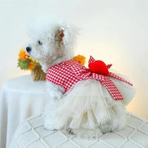 Собачья одежда Педань Круг Производители одежды для кошачьей одежды оптовая красная и белая решетка