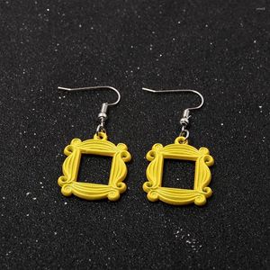 Kolczyki Dangle TV Show Friends Yellow PO Frame Drop for Women Jewelry Akcesoria