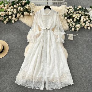 カジュアルドレスクロスランド女性甘い白い黒いレースシャツドレスベルト長袖フリルワンピースMIDI VESTIDO MUJER QD478