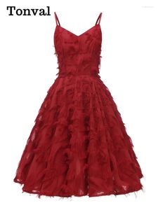 Casual Dresses Tonval Chic Red Fringe Evening Birthday Ealegant Christmas Dress for Women Spaghetti Strap Vintage Kne Length Party 2024