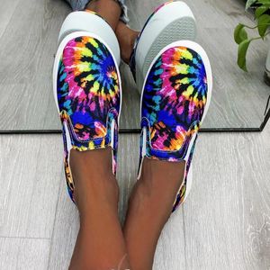 Sıradan ayakkabılar kadın daireler 2024 artı beden moda grafiti düz alçak kesilmiş slip-on bayan tuval somunlar zapatillas mujer