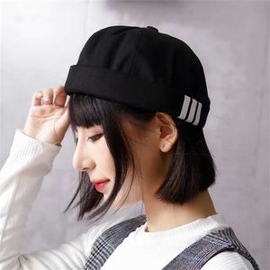 Erqo czapki/czapki czaszki mody Docker Cap Stripe Print Skullcap Solid Color Sail Cap Hats Men Men Kobiet Kubek Cap Brimless Hat Regulowany tata kapelusz D240429