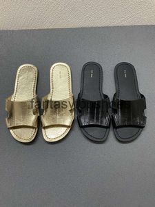 The Row line eel shoes skin French straight slippers TR are soft and comfortable with a casual flat bottom and golden Roman sandals