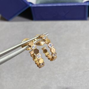 Designer lyxmärke honungskaka örhängen min kärlek örhängen mode smycken 925 sterling silver pläterad med 18k rosguld honungskaka borr cnc örhängen hög upplaga