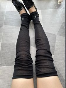 Tasarımcı Uzun Bacak Sıcak Kol Sıcak Ayak Çorap Çorapları Kadınlar İçin Lüks Bayanlar Kızlar Pamuk Örme Sokak Giyseni Spor Mektubu Diz Çorap