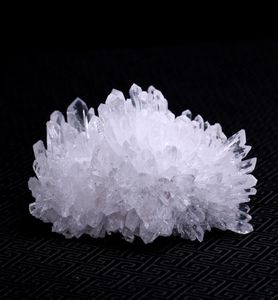 Naturlig vit kristall druse kvarts vug kristall kluster nunatak dekoration chakra helande reiki sten kolonnpunkt strålning7016059