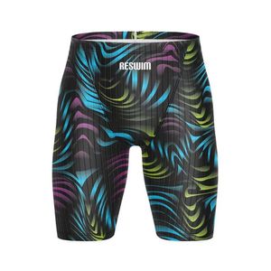 Máquina de banho de banho masculina masculina de interferência de nadar de natação shorts apertados exercícios de joelho na praia Pontas de surf q240429