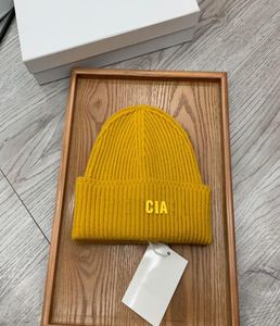 Fashion Cashmere Knitted Baseball Cap Letter Designer Beanie Hat Men Women Street Tide Cappello Solido Cappelli a sfera Cappelli a sede 6781921