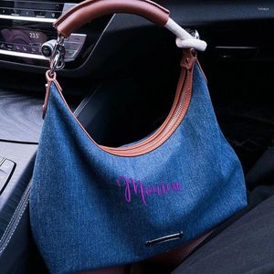 Nome bordado da mochila Bag de jeans vintage para mulheres 2024 HAPAGEM DE LADA PERSONECIDADE PEQUENA AXTERAÇÃO DE ARMA