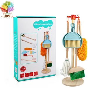 Träavtagbar leksakstädning Set Kids Cleaning Toys 6 Piece - Hanging Stand Play Kitchen Cleaning Tools for Kid Gift 240420