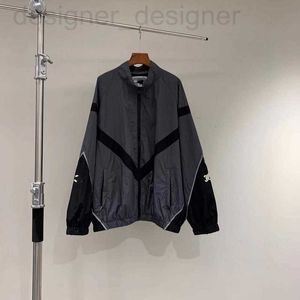 Women Beach Wear Designer Brand 2024 Summer New Retro Series Reflexive Black and Grey Block Color Zipper Casat for Men 49W7