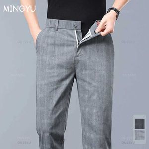 Męskie spodnie Summer Klasyczne wysokiej jakości klasyczne splot Elastyczne cienkie spodnie dla męskich Business Fashion Gray Party Casual Formal Spoders Q240429
