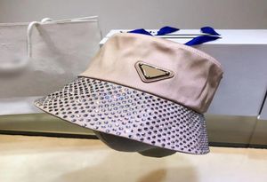 Mężczyzn Designer Buckets Hat for Women Fisherman Hat Rhinestone Corner Cap P Letter6954513