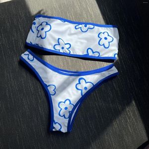 Kvinnors badkläder sexig söt blomma tryck bikinis sätter två stycken Bandeau baddräkt vadderad thong kvinnlig baddräkt Biquini Tankini