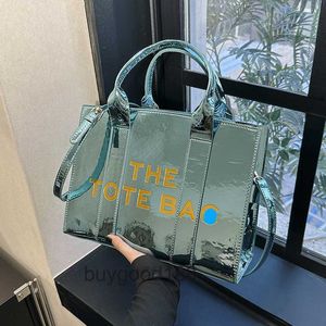 Designer Marcj Original Edition Tote Bag Trendy Holdhed Borse for Women 2024 Early Spring New Bright Simple One Show Faschable e casual Straddle