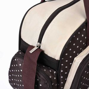 Bolsas de fraldas nrje Moda Moda de grande capacidade mamãe mamãe saia para fora da mãe portátil Mãe e bebê Bolsa de fraldas de ombro D240429