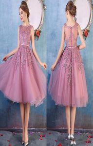 2019 Cheap Little Short Homecoming Dresses For Party Prom Wear Applique Lace Jewel Neck Knee Length Bridesmaid Gown9070114