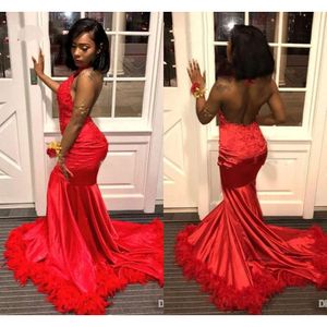 Sexy Red Mermaid Sukienki na studniówkę dla afrykańskich czarnych dziewcząt kantarka desido de festa backless piórka formalna sukienka wieczorowa suknie imprezowe 0430