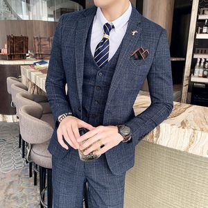 Canci da abbigliamento per abbigliamento per abbigliamento per pipì modificato di alta qualità coreano da uomo elegante e bellissimo affari casual trevoce tuta 240430