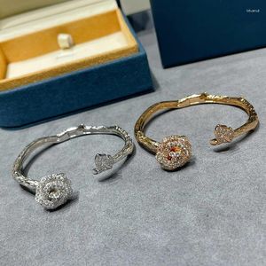 バングル高品質のジュエリーレディース甘いロマンチックローズフラワーリーフブレスレット結婚記念日アクセサリー