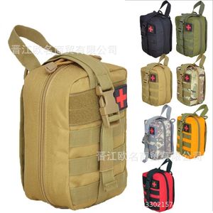 First Aid Bag Camping Tactical Medical Pouch EMT Emergency Survival Kit Hunting Outdoor Box Stor storlek 600D Nylon Bag Package