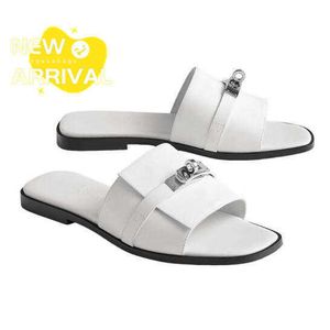 أحذية نسائية الصيف Summer Slippers Sandals Beach Shoes Giulia Calf Leather Open Open Stee للصنادل النسائية العصرية باللون الأبيض مع صندوق الأحذية الأصلي