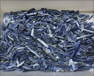 Искусство и ремесло подарки по подаркам домашний сад 1 сумки 100 г натуральный синий кайнитовый каменный кварцевый хрустальный христал, вылетел Reiki Healing Mineral Decorati5033447