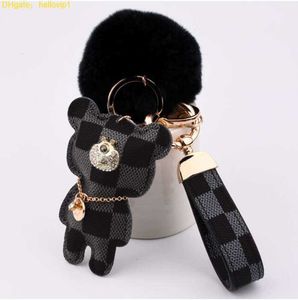 Ury Bear Hair Ball Design Car Keychain Favor Flower Bag Pendant Charm Keyring Holder For Men Gift Fashion PU Animal Key Chain Accessories llavero