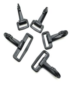 50pcslot Plastic Snap Hooks Rocker -stil för ryggsäck Rem Paracord Lanyard Buckles Olecranon Hook7401356