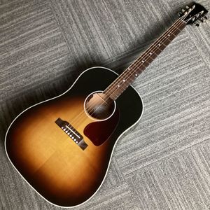 J45 Standard akustisk gitarr som samma av bilderna