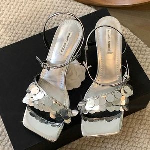 Klänningskor Fashion Silver Glitter Bling Design Hooled Sandals Women Summer Square Toe Slingback Pumps Party Elegant High Heels H240430