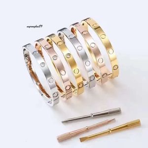 teachers Designer Screw Fashion Jewelrys Trendy Bangle Gold Plated Titanium Steel Diamond for Women Nail Men Bracelets Sier designer Jewelry Bracelet