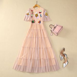 421 XXL 2024ミラノ滑走路ドレス春夏半袖メッシュブラック刺繍ドレス女性ドレスファッション高品質SH