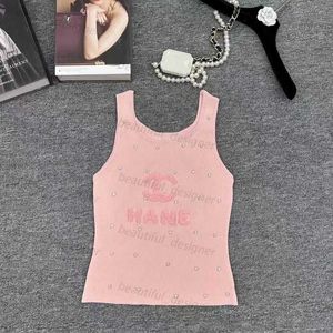 디자이너 여성 Tshirt 기질 떼는 편지 자수 핫 다이아몬드 니트 카미솔 24SS 여름 뉴 라운드 넥 카미솔 셔츠