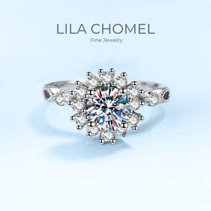 Designer Jewelry Flower 18K White Gold VVS1 D Color 051CT Diamond Engagement Ring Romantic Gift to Her Resizable 240428