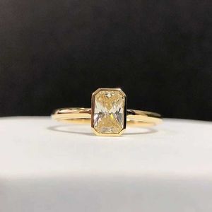 Band Rings Solid 14K Platinum AU585 PT950 Yellow Diamond Ring with Simple and Elegant Shape Q240429