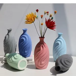 Vazolar Yaratıcılık Seramik Vazo Renk Mat Spiral Desen Düzensiz Çiçek Düzenlemesi Hidroponik Düğün Aksesuarları Ev Dekorasyonu