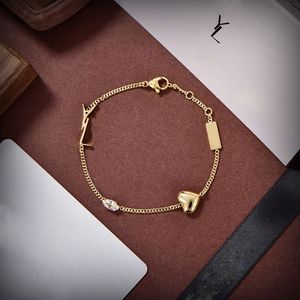 Braccialetti designer braccialetti di lusso designer per donne oro placcato con braccialetti cardiaco braccialetti casual festa boutique regalo gioielli top a livello