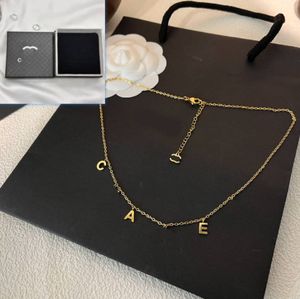 Chain Chaker Charking da marca de designer de luxo 925 Prazado de prata 18K Gold Bated Aço inoxidável letra de colares pendentes para mulheres jóias x029